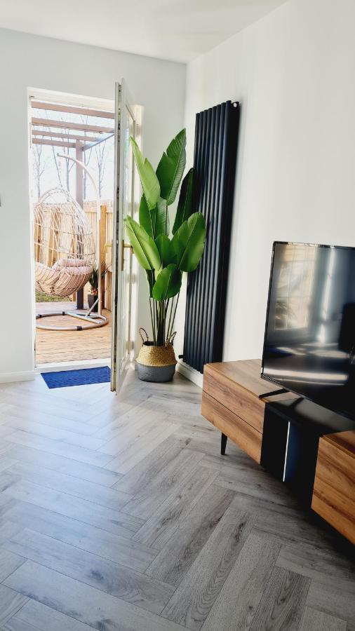 グラスゴーBeautiful 2Bed House With Garden, Walking Distance To Town - Free Parkingアパートメント エクステリア 写真