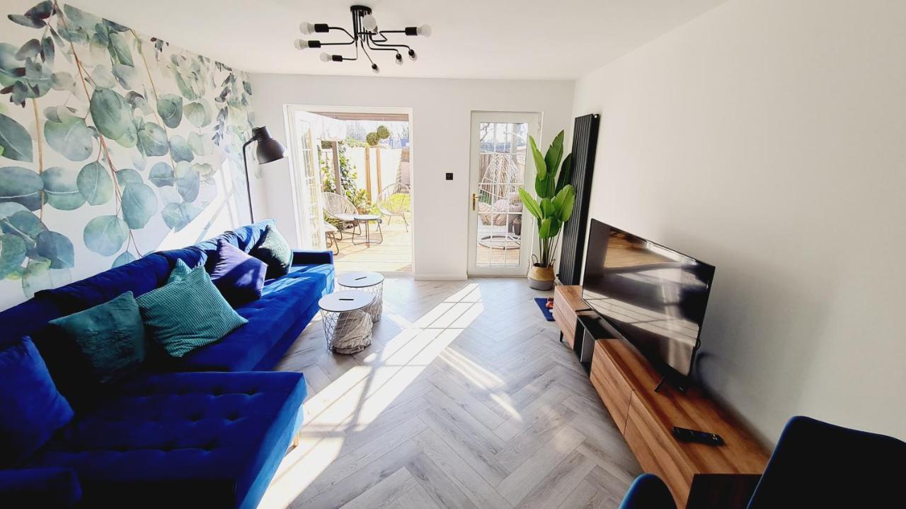 グラスゴーBeautiful 2Bed House With Garden, Walking Distance To Town - Free Parkingアパートメント エクステリア 写真