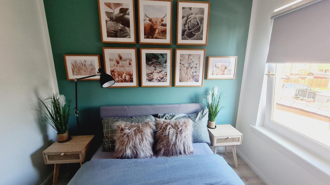 グラスゴーBeautiful 2Bed House With Garden, Walking Distance To Town - Free Parkingアパートメント エクステリア 写真